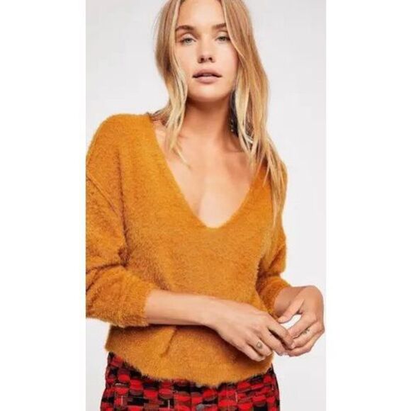 Free People Princess V Neck Sweater Gold Size XS NWOT - Picture 2 of 7